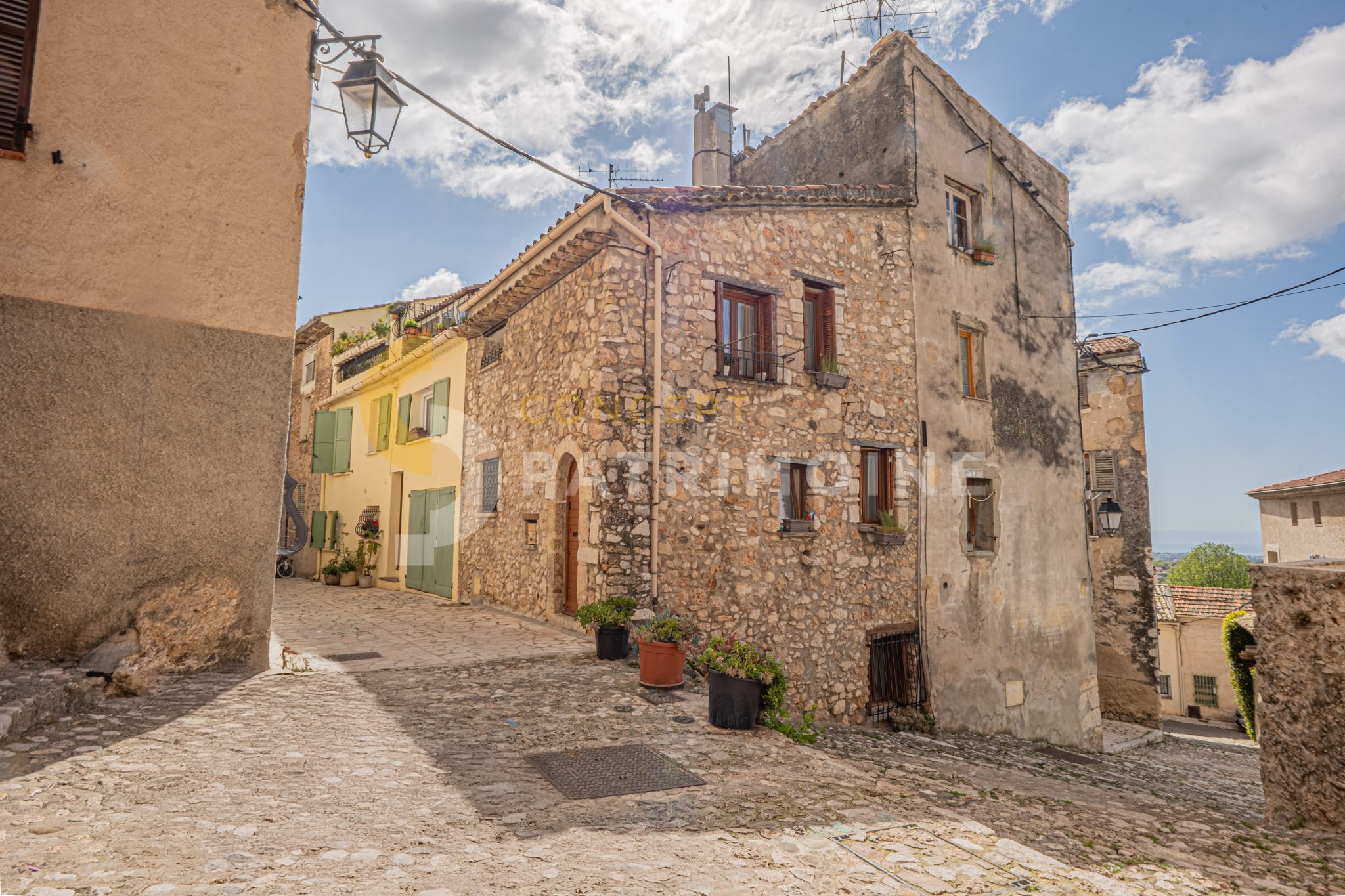 MAISOND E VILLAGE – SAINT JEANNET