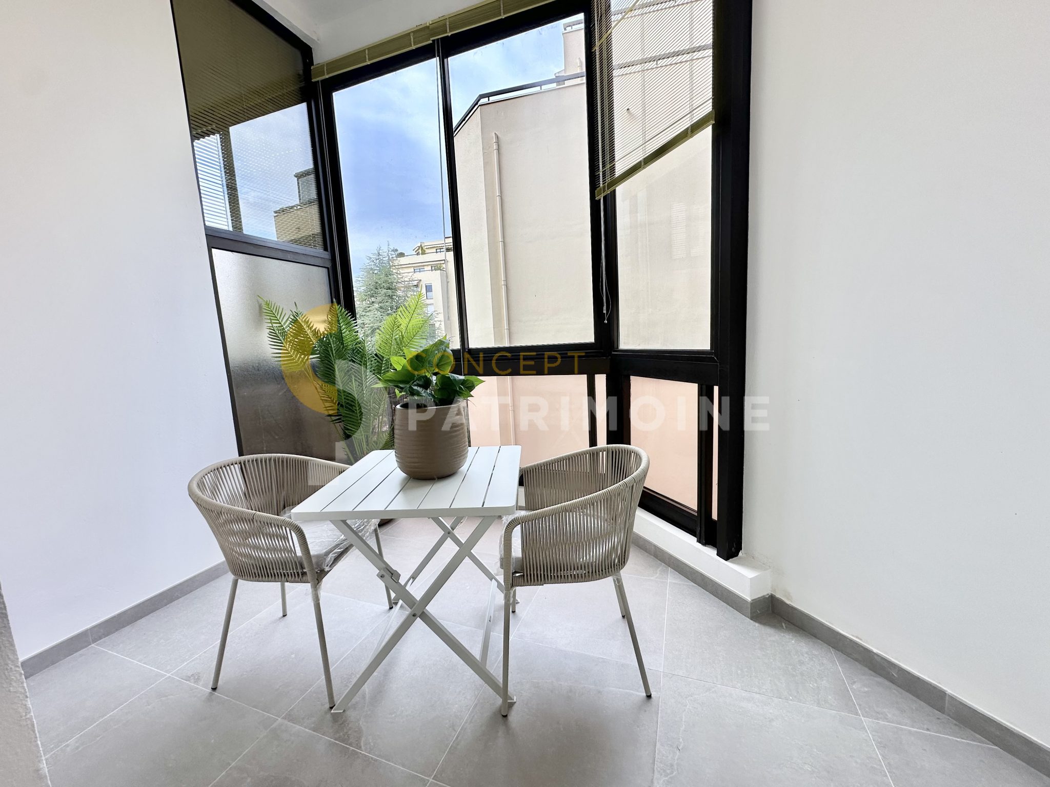 Appartement Studio 29.1 m2 – 299 000 € – A vendre