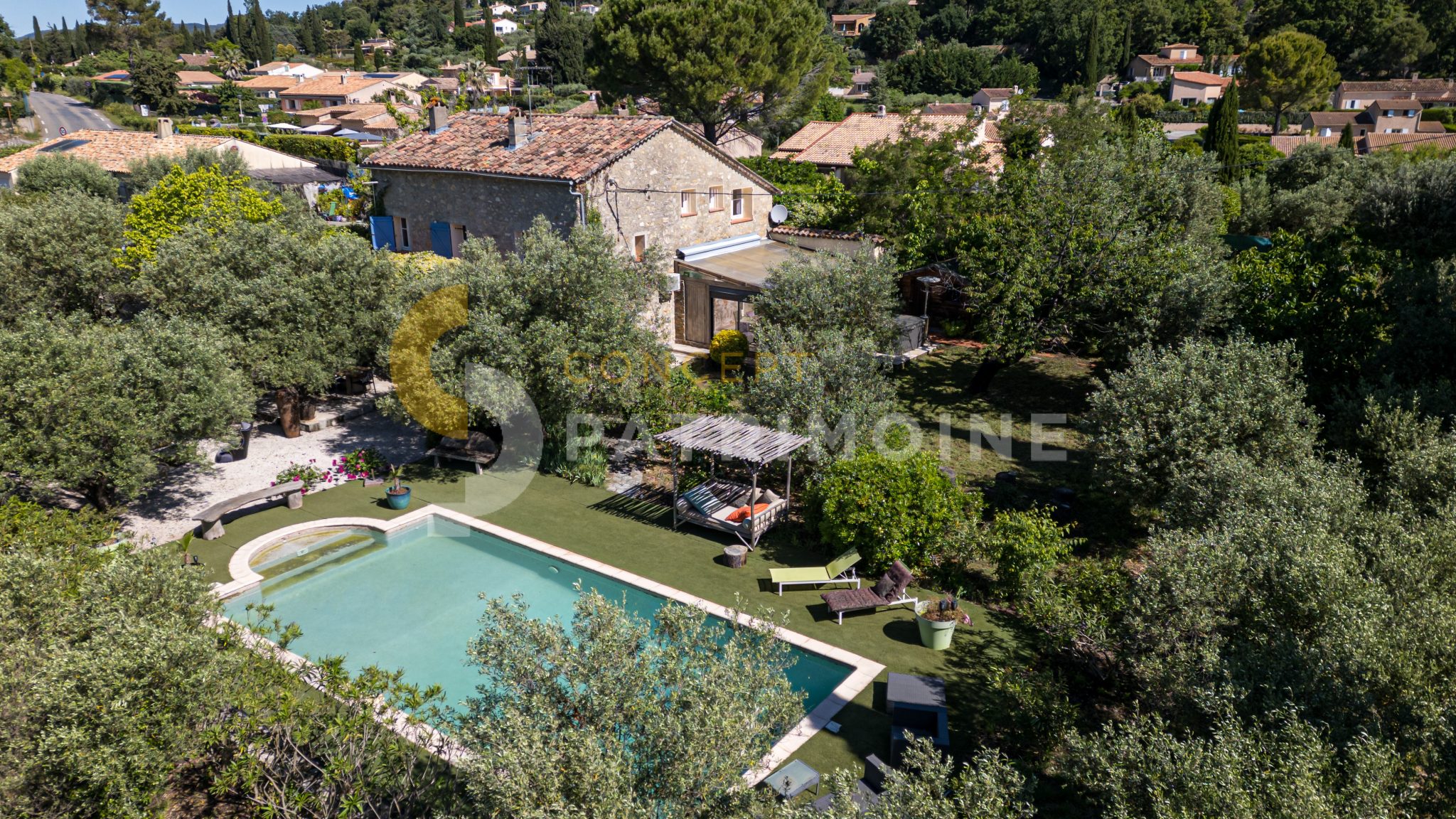 Maison 6 pièces 180.0 m2 – 619 000 € – À vendre