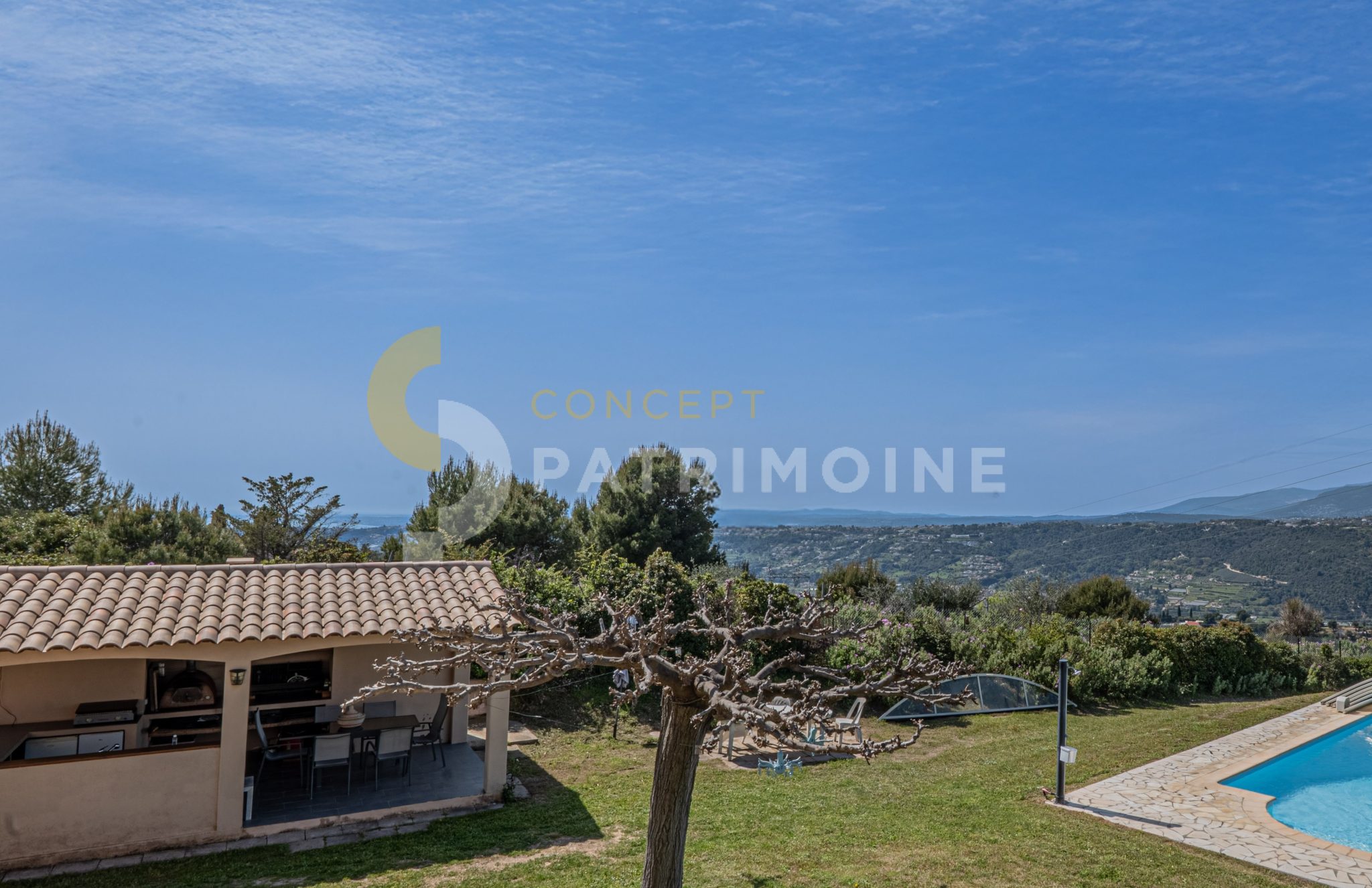 Maison 8 pièces 180.2 m2 – 1 390 000 € – À vendre