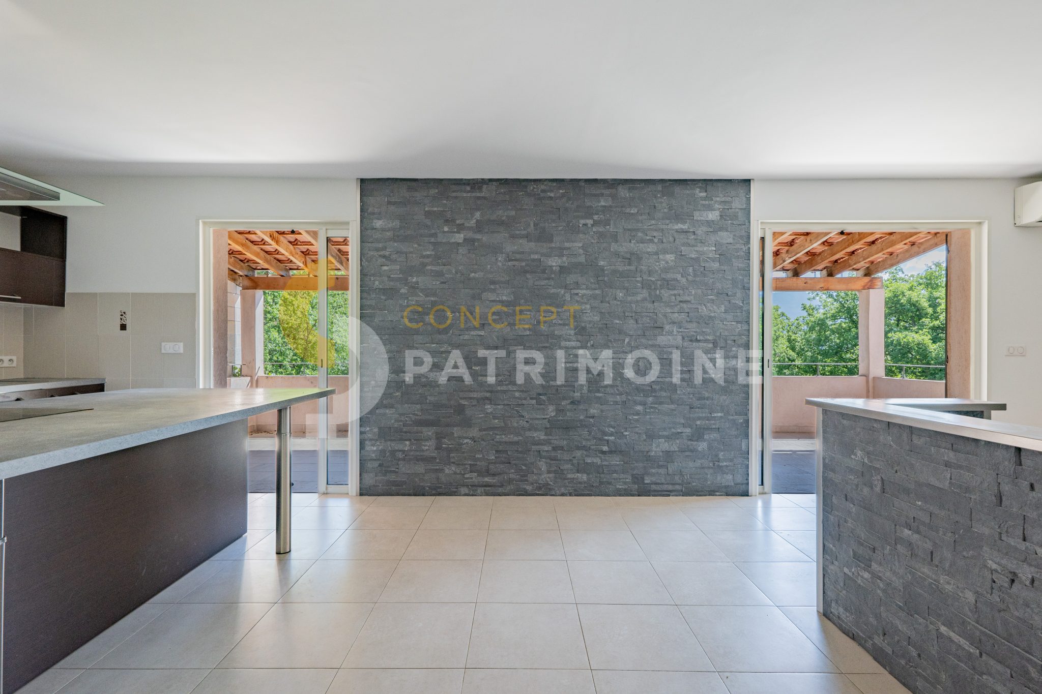 Maison 5 pièces 112.0 m2 – 450 000 € – À vendre