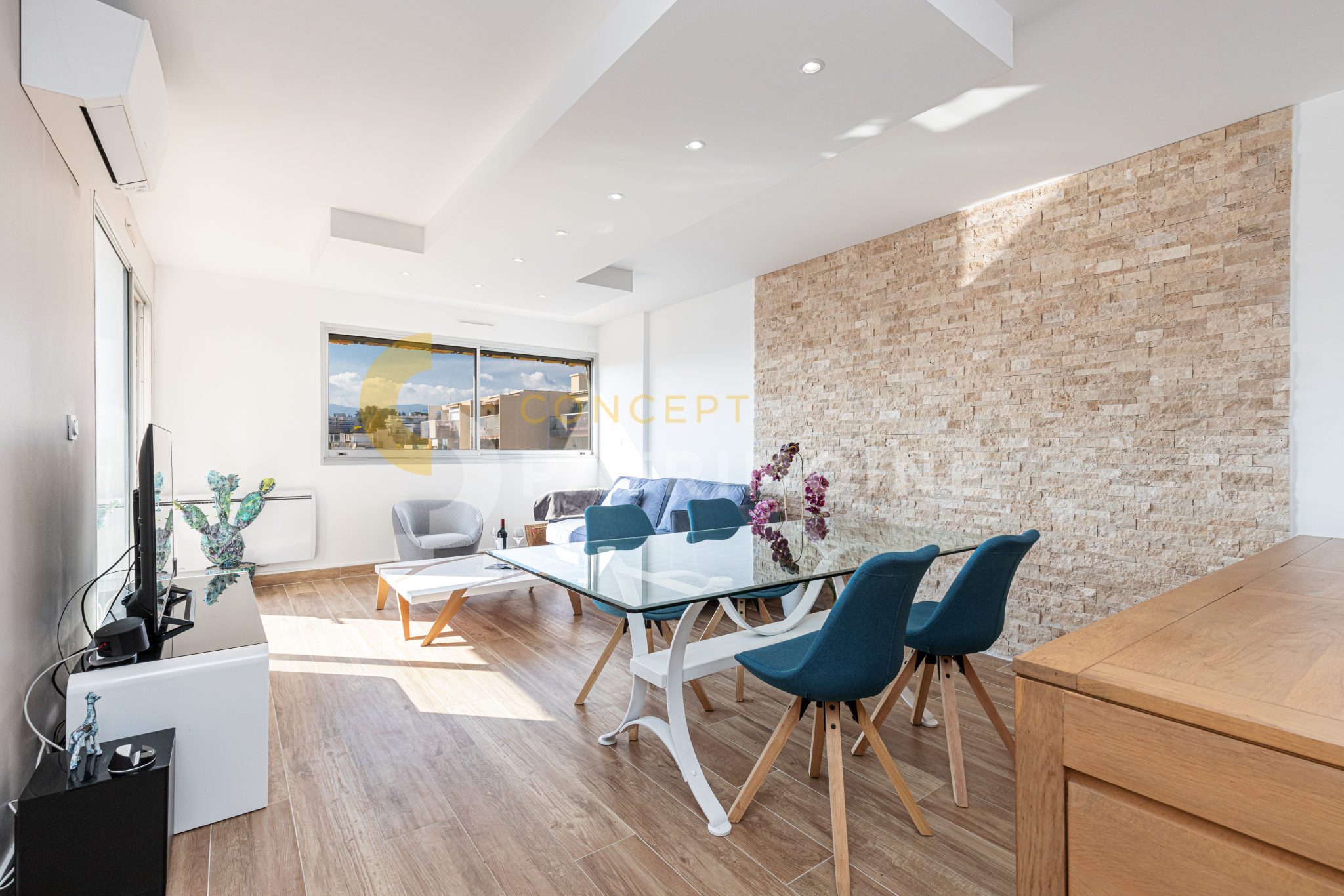 Appartement – 3 pièces – 76.47 m2 – 464 000 € – À vendre