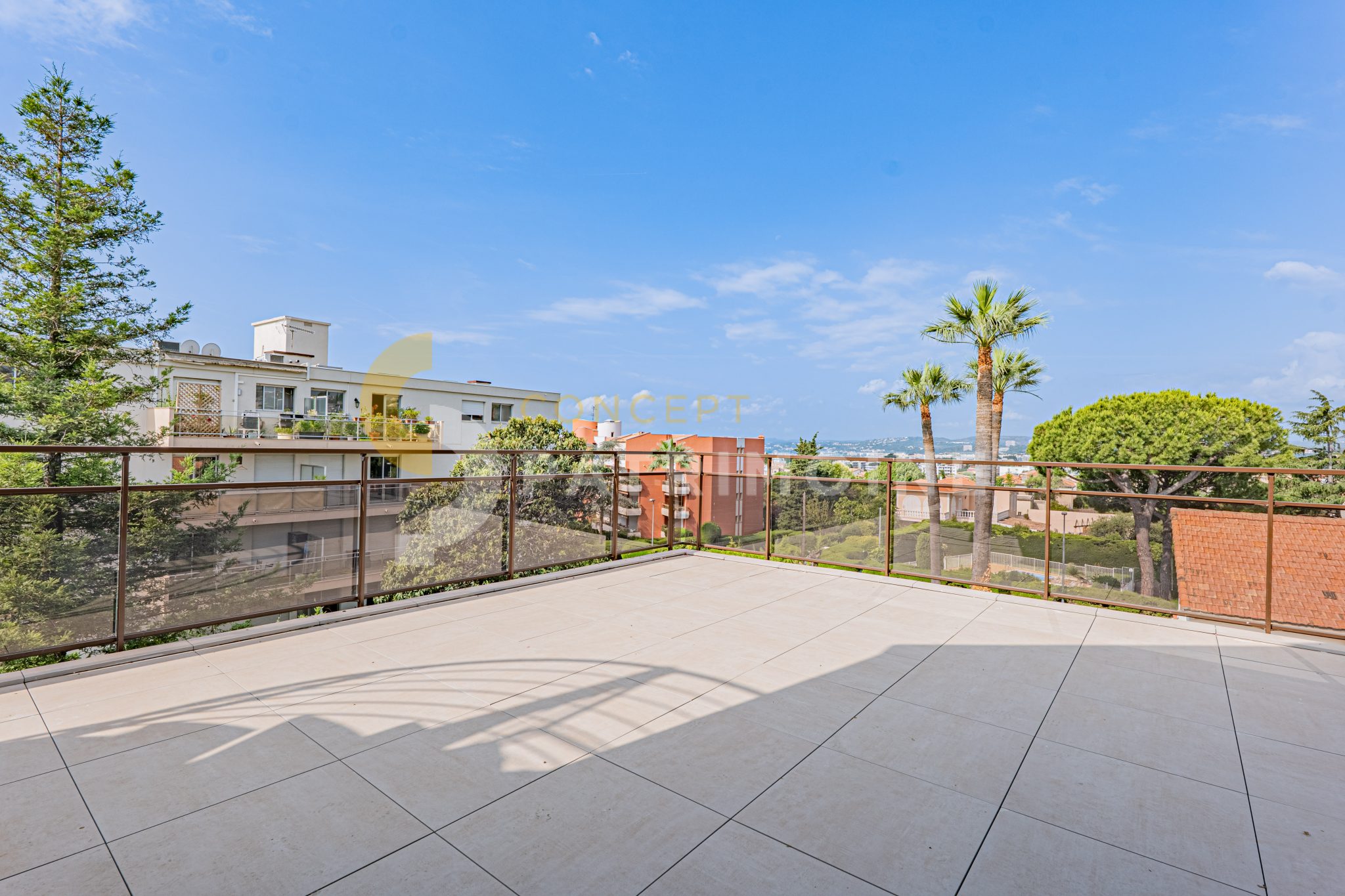 Appartement 4 pièces avec toit terrasse privatif – Vue mer – Résidence confidentielle