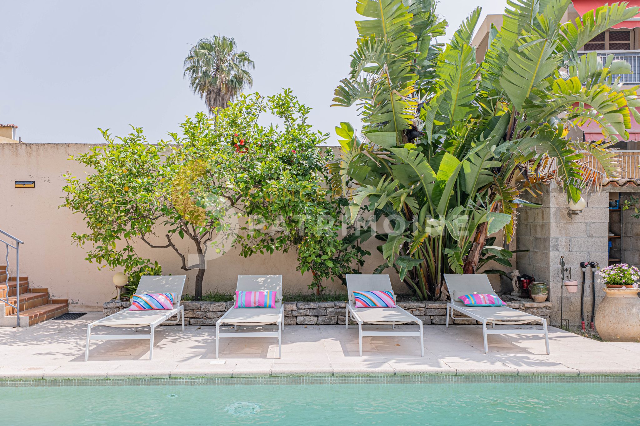 Golfe-Juan – Maison familiale avec piscine & dépendance
