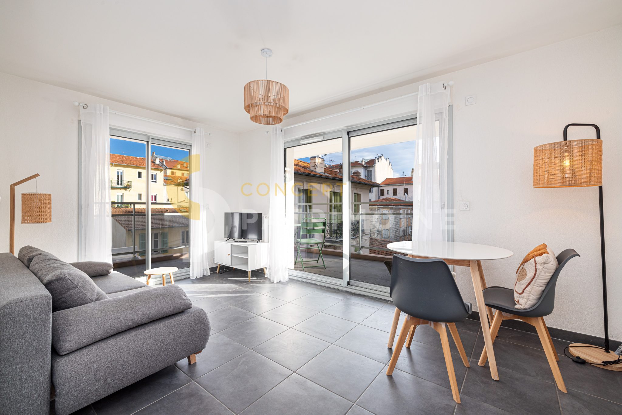 NICE / BORRIGLIONE – Appartement 2 pièces MEUBLE avec terrasse, cave et parking