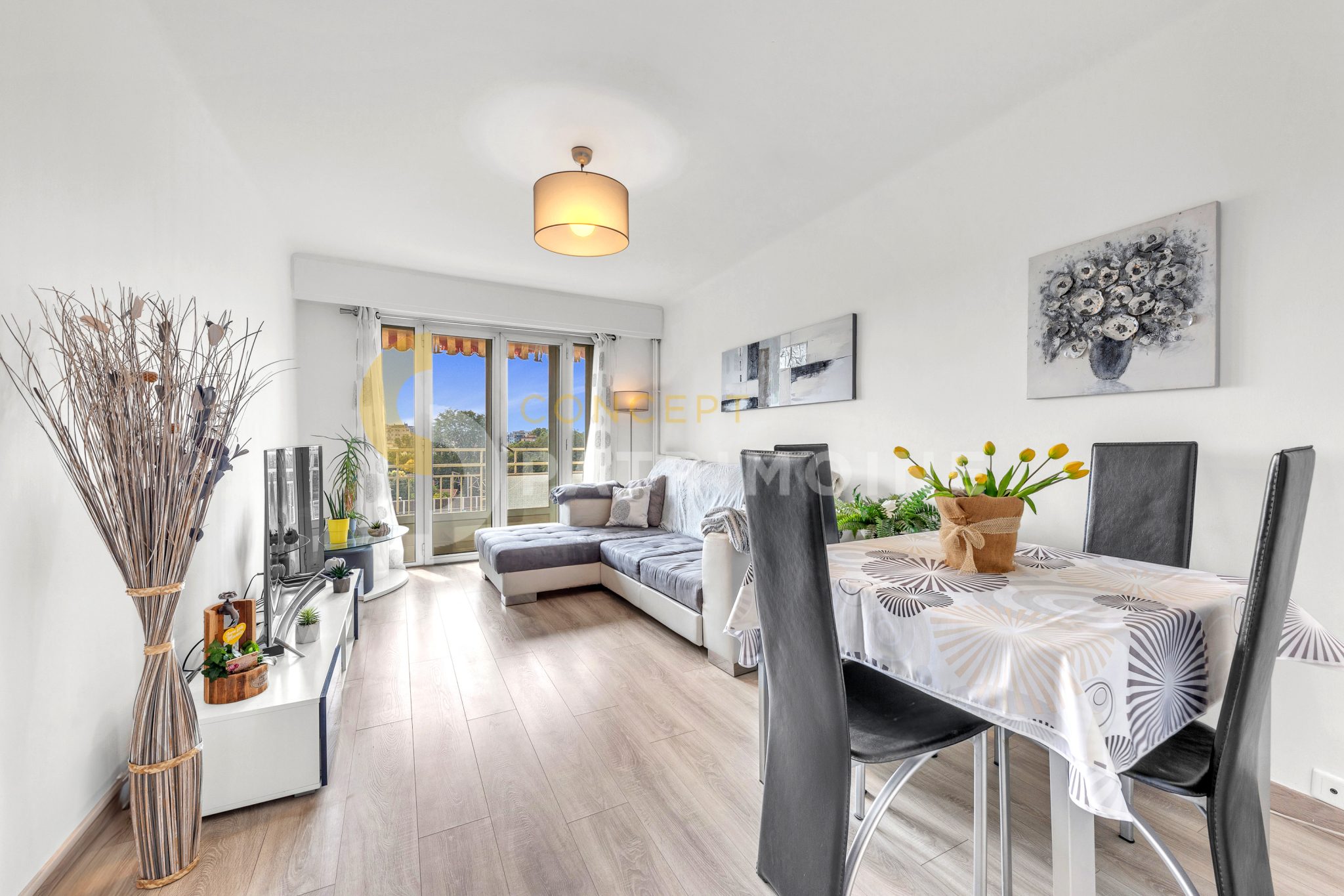 À vendre – 4 pièces lumineux avec balcons et cave – Cagnes-sur-Mer