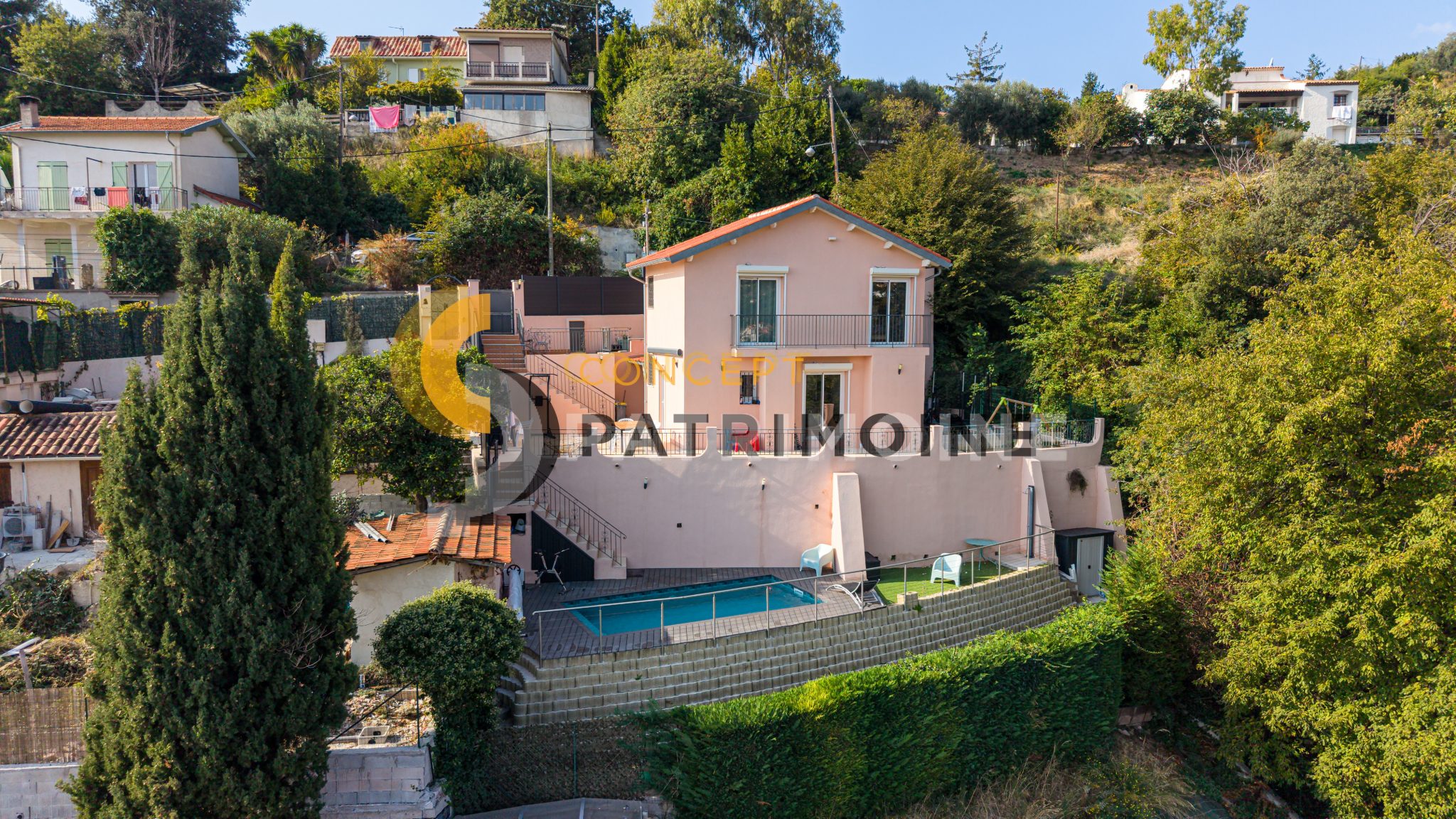 Maison – 4 pièces – 80.88 m2 – 624 000 € – À vendre