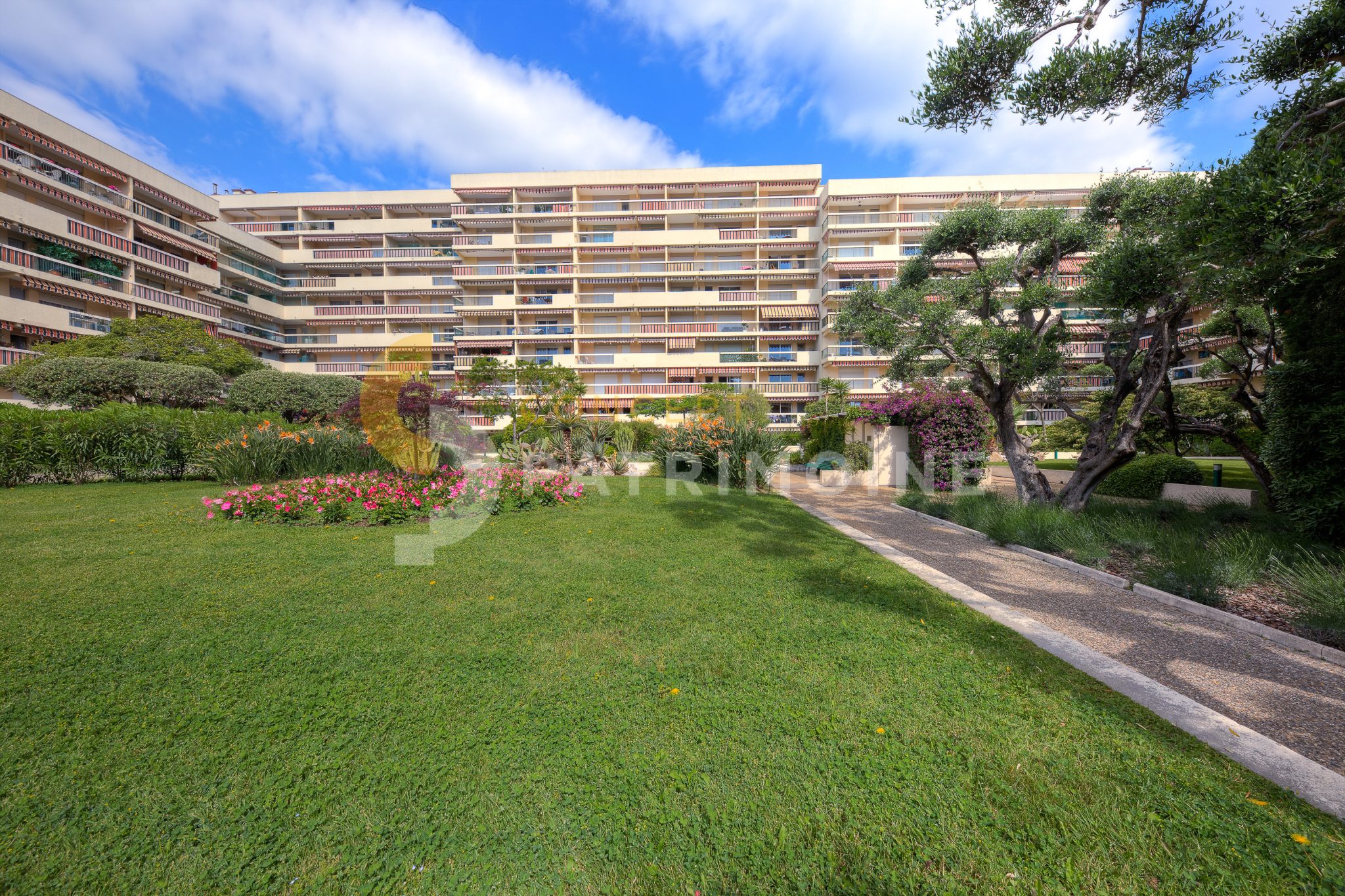 Appartement – Studio – 35.63 m2 – 170 000 € – À vendre